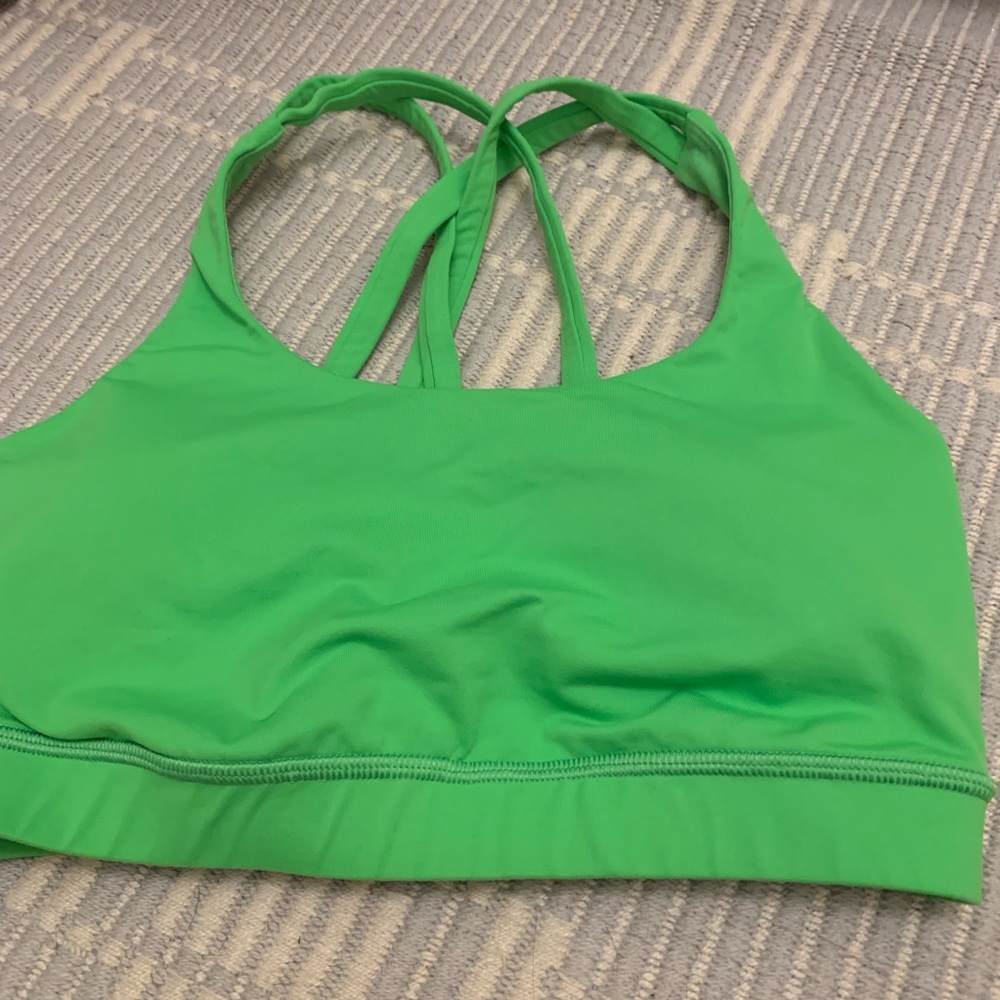 Lululemon energy bra sz 6 with pads